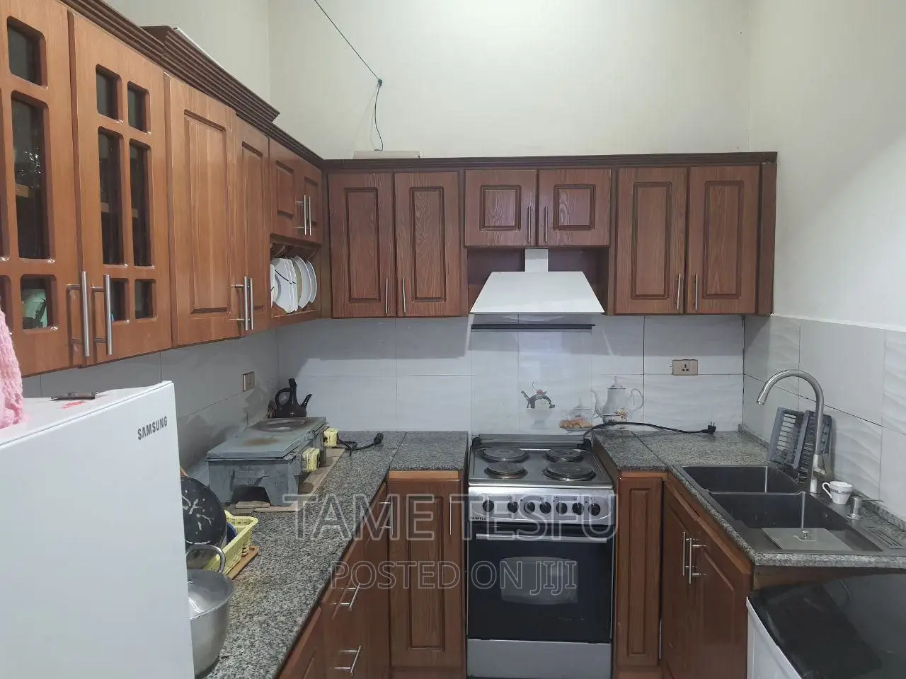 Furnished 4bdrm House in Yeka Kollejii for sale