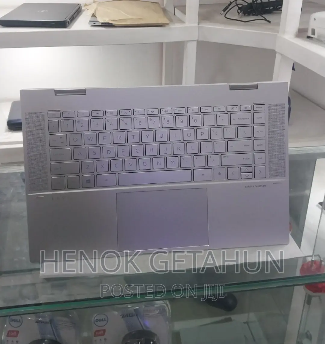 New Laptop HP Envy X360 16GB Intel Core I5 SSD 512GB