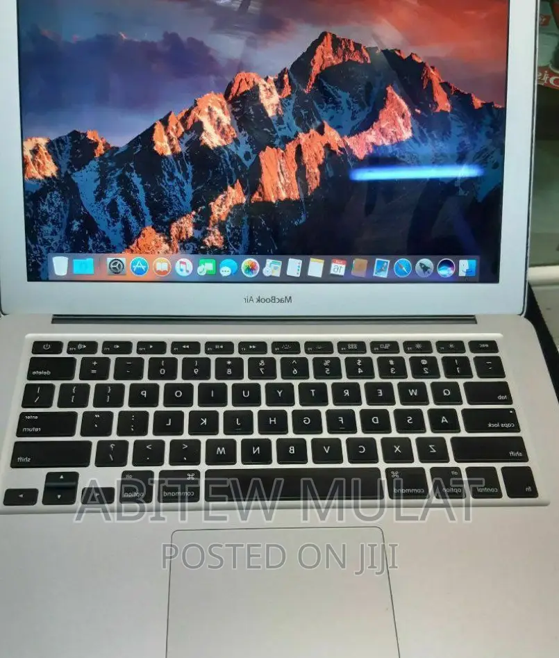 New Laptop Apple MacBook Air 2013 4GB Intel Core I5 SSD 128GB