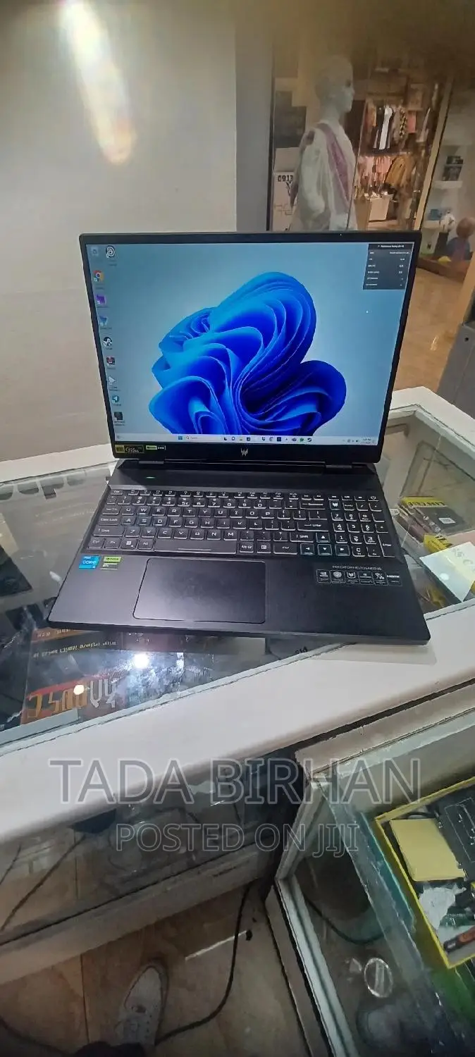 New Laptop Acer Predator Helios 300 16GB Intel Core I5 SSD 512GB