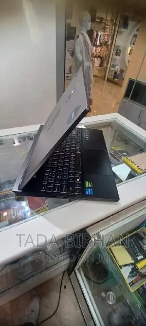 New Laptop Acer Predator Helios 300 16GB Intel Core I5 SSD 512GB