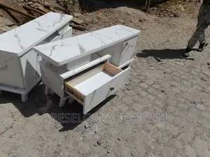 Photo - 1,20 Cm ቲቪ እስታንድ