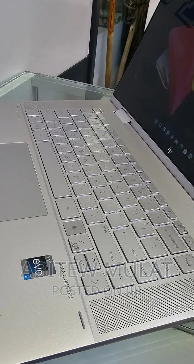New Laptop HP Envy X360 16GB Intel Core I7 SSD 1T