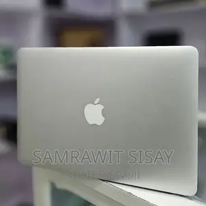 New Laptop Apple MacBook Air 2017 8GB Intel Core I5 SSD 128GB