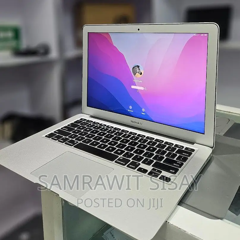 New Laptop Apple MacBook Air 2017 8GB Intel Core I5 SSD 128GB