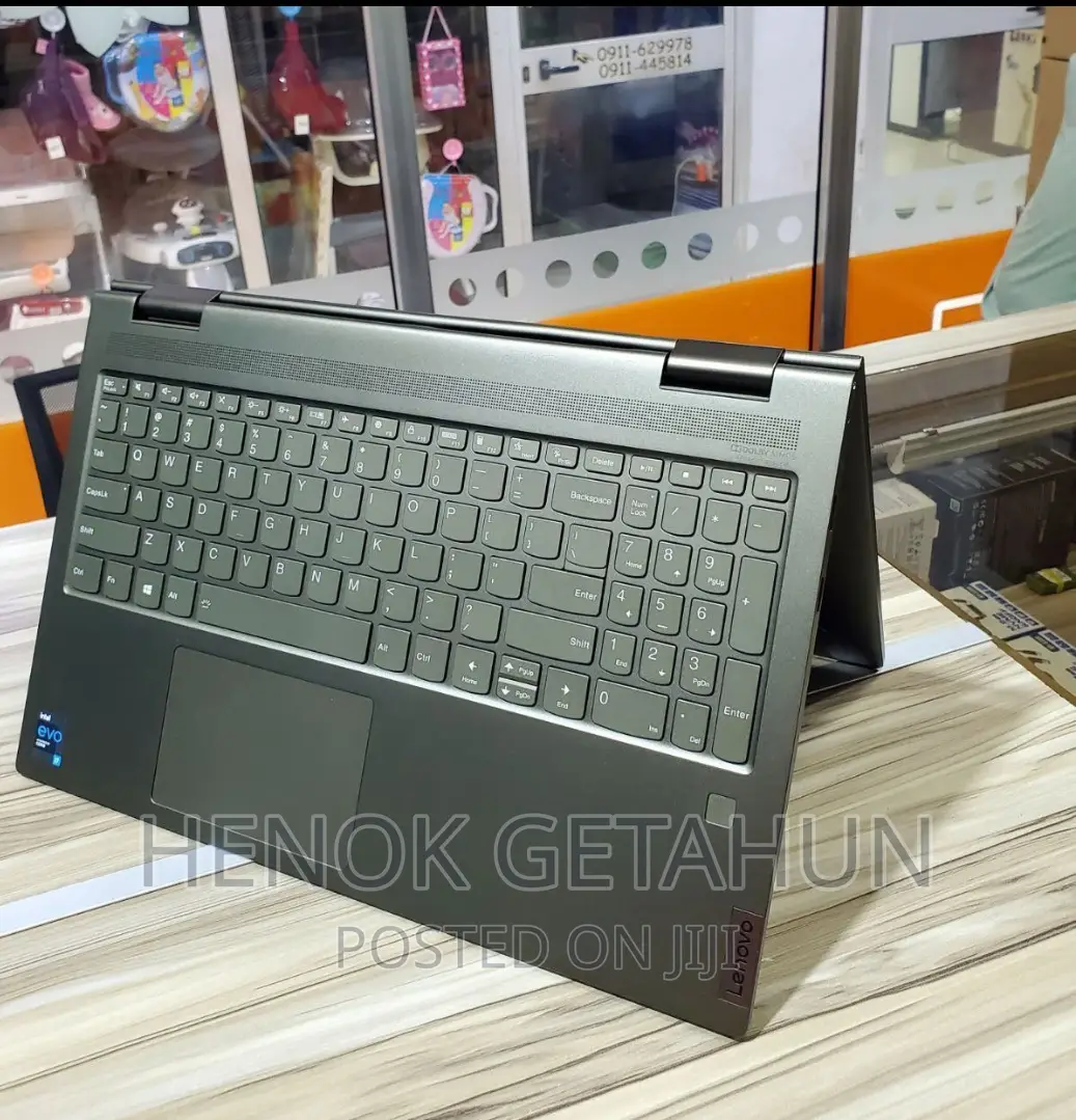 New Laptop Lenovo ThinkPad Yoga 12GB Intel Core I7 SSD 512GB