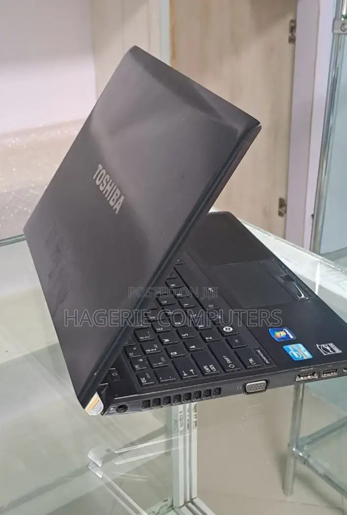 New Laptop Toshiba Portege R830 4GB Intel Core I5 HDD 500GB