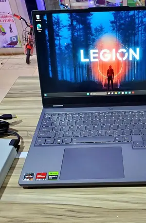 New Laptop Lenovo Legion 5 16GB AMD Ryzen 7 SSD 500GB