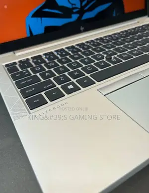 New Laptop HP EliteBook 840 G7 16GB AMD Ryzen 5 SSD 512GB