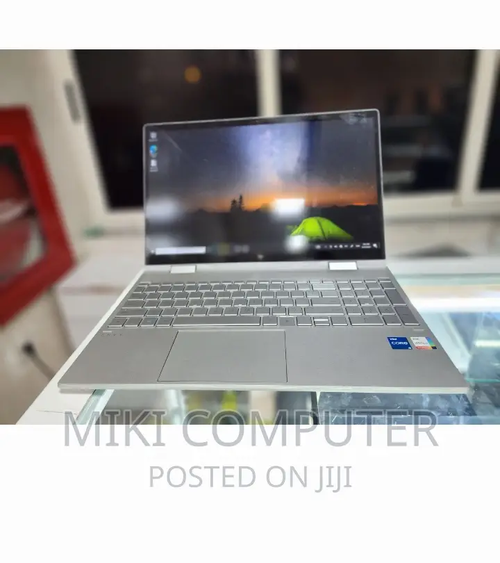 New Laptop HP Envy X360 8GB Intel Core I5 SSD 512GB