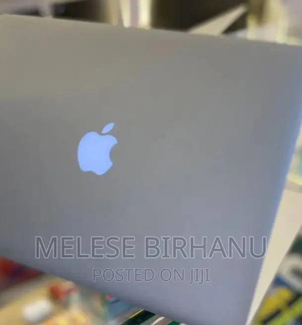 New Laptop Apple MacBook Air 2015 8GB Intel Core I7 SSD 256GB