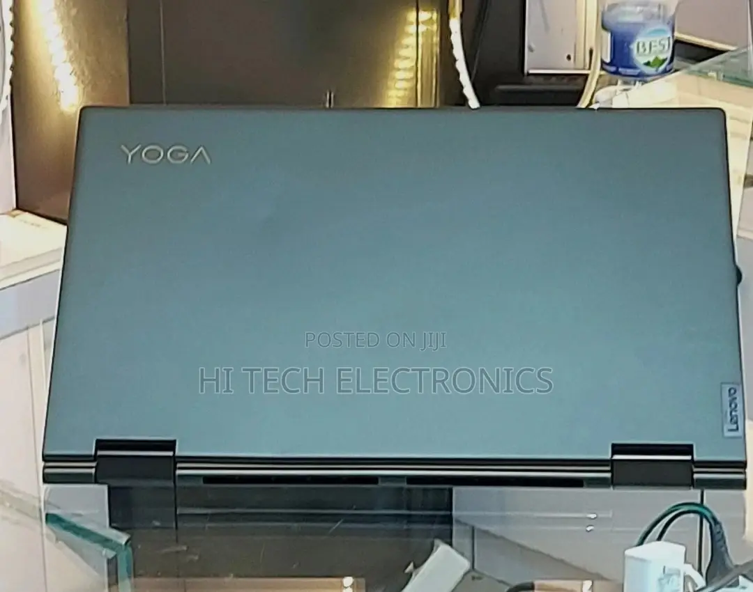 New Laptop Lenovo Yoga 700 12GB Intel Core I7 SSD 512GB