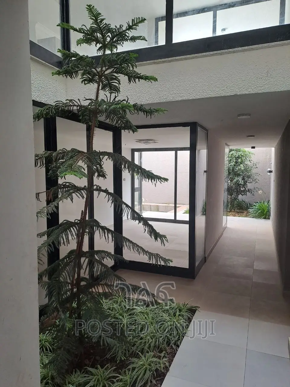 4bdrm House in የግል, Bole for sale