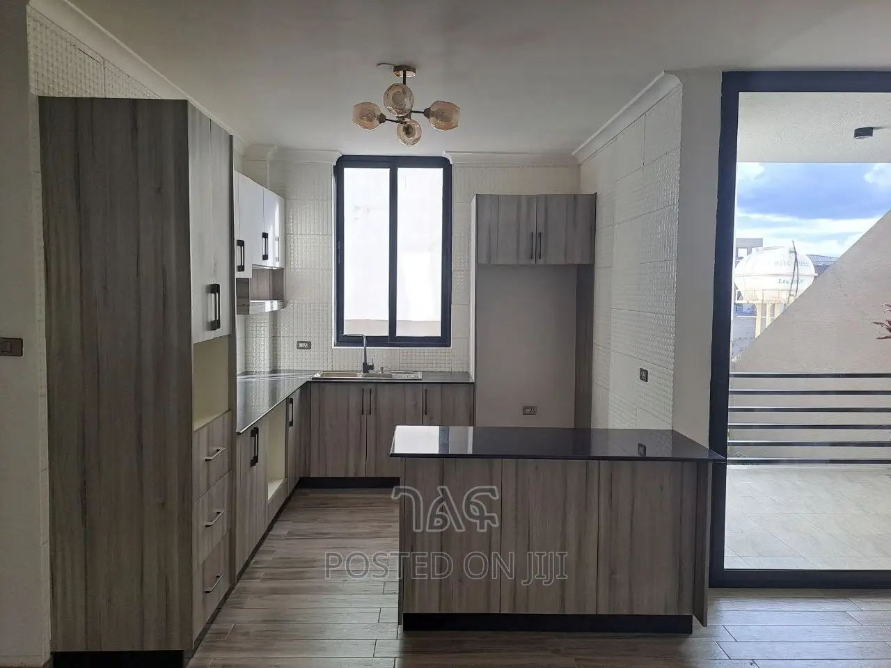 4bdrm House in የግል, Bole for sale