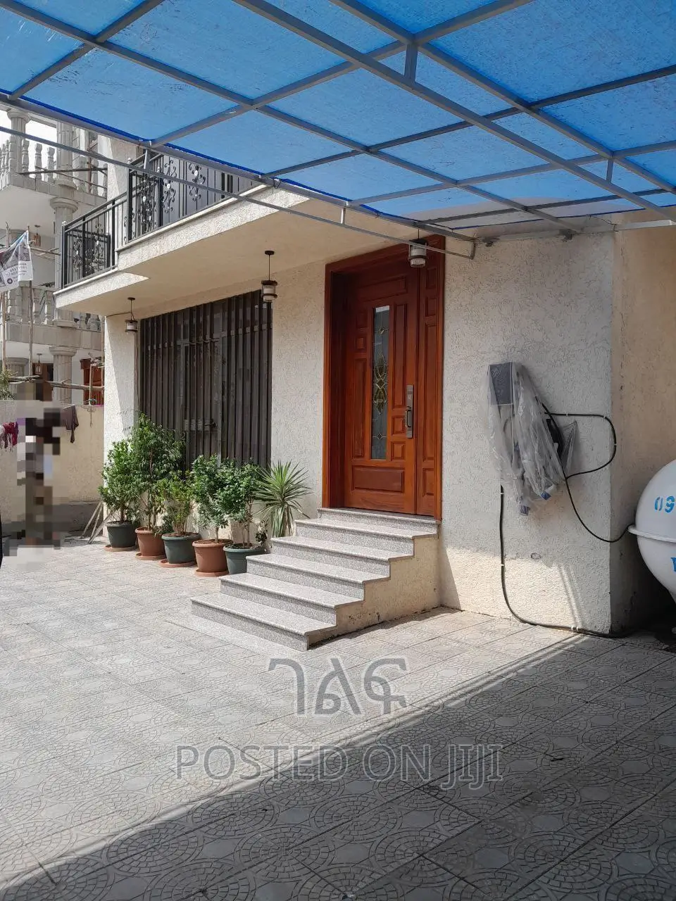 9bdrm House in Bole for sale