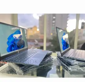 New Laptop HP Pavilion 15 8GB AMD Ryzen 7 SSD 512GB