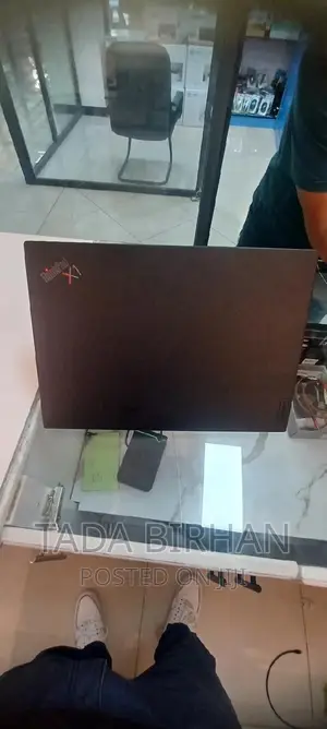 Photo - New Laptop Lenovo ThinkPad X1 Carbon 16GB Intel Core I7 SSD 512GB
