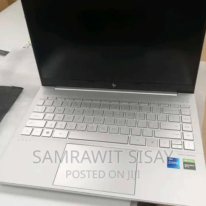 New Laptop HP Envy 13 16GB Intel Core I7 SSD 1T