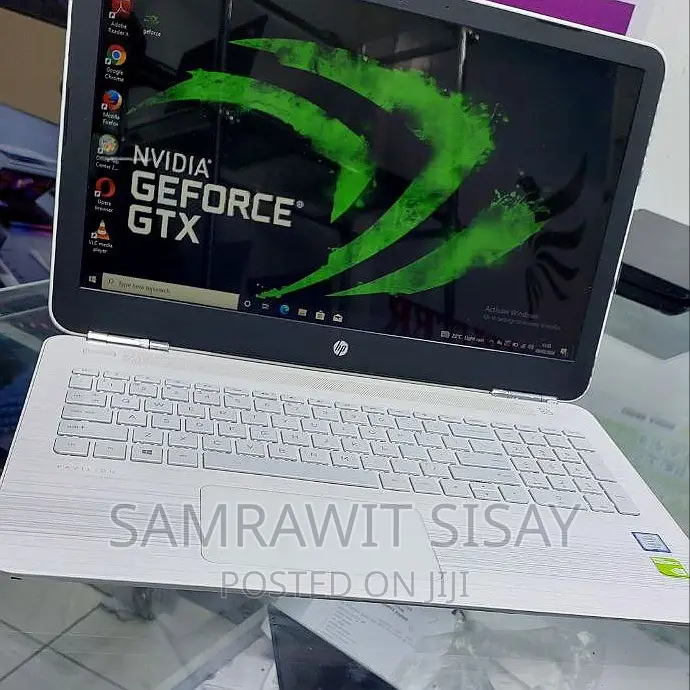 New Laptop HP Pavilion 15 8GB Intel Core i5 HDD 1T