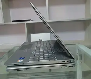 New Laptop HP Stream Notebook 8GB Intel Core I5 SSD 512GB