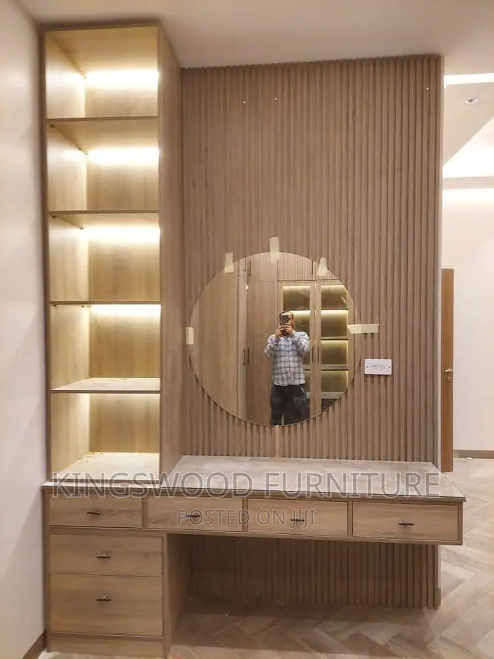 Dressing Tabel 9500 Birr M2