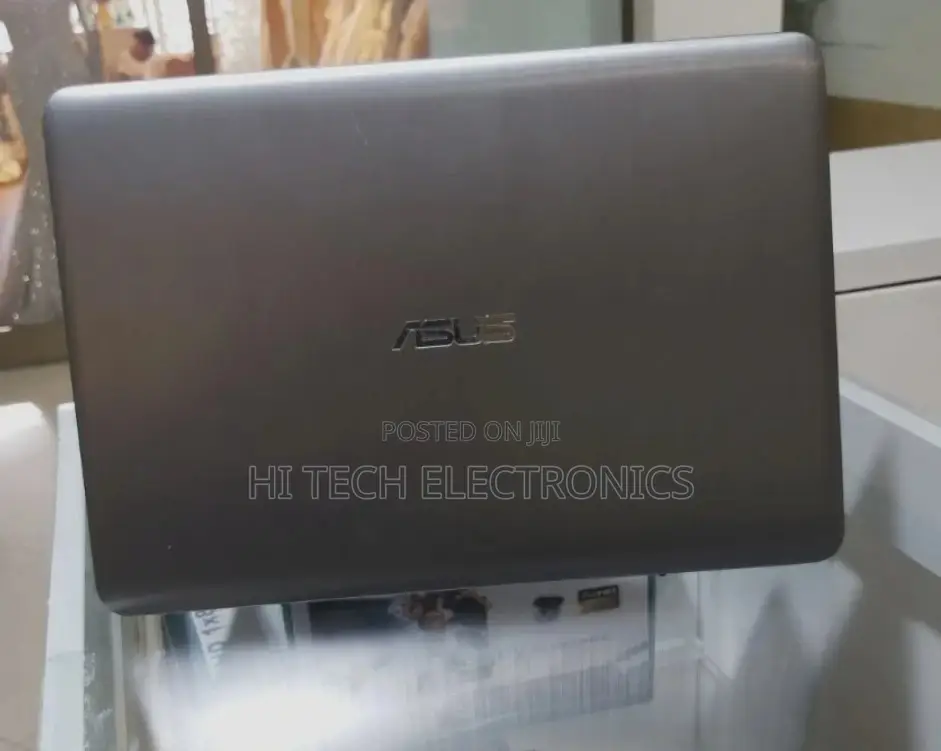 Laptop Asus A42DE 4GB Intel Pentium SSD 128GB