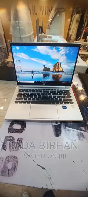 Photo - New Laptop HP ProBook 640 G4 16GB Intel Core I7 SSD 512GB