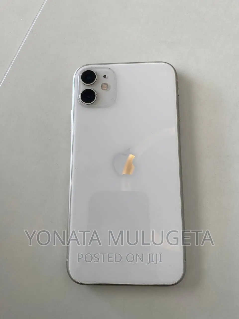 Apple iPhone 11 64 GB