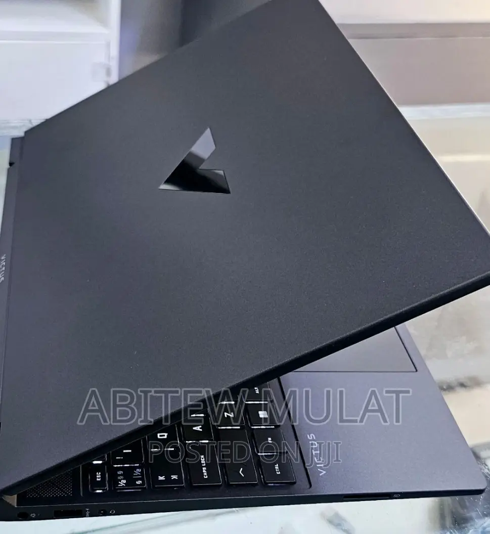 New Laptop HP Victus 15 16GB Intel Core I5 SSD 512GB