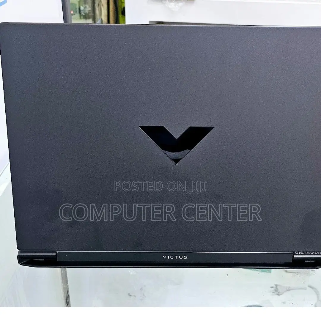 New Laptop HP Victus 15 8GB Intel Core I5 SSD 512GB