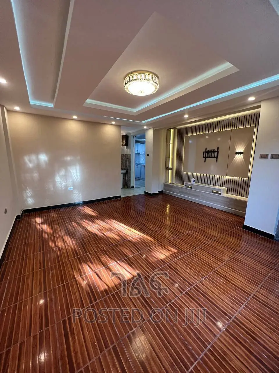 3bdrm Condo in ኮንደሚኒየም, Bole for sale