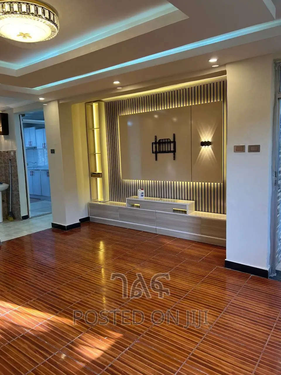 3bdrm Condo in ኮንደሚኒየም, Bole for sale