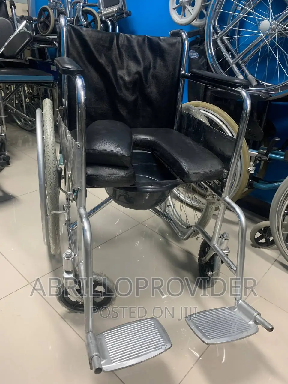 Toilet_wheelchair|Commode_wheelchair|Wheelchair|Second