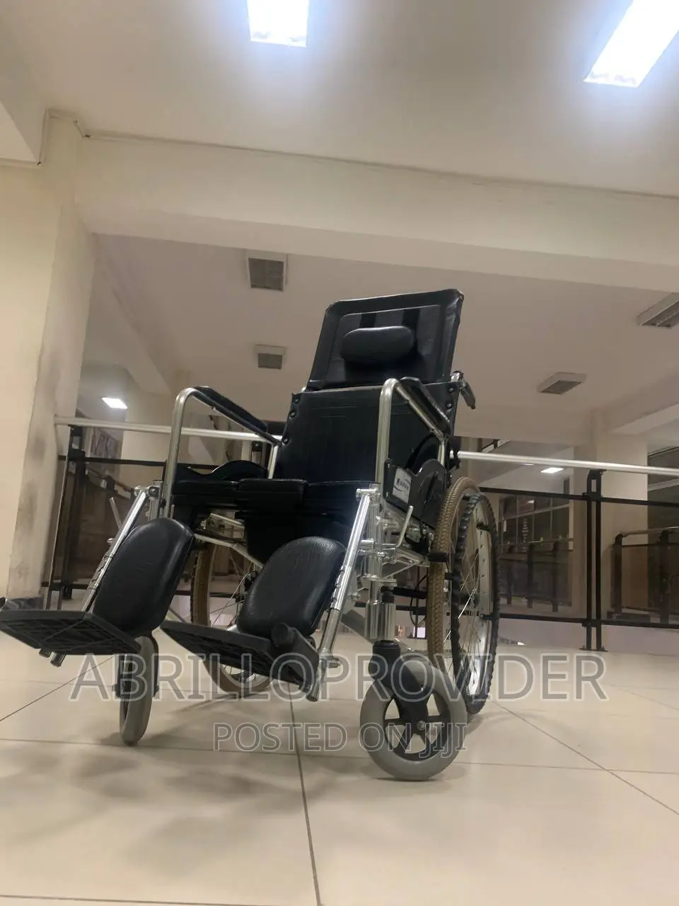 የምያሰትኛ መካኒዝም ያለው Toilet Wheelchair|Wheelchair|Wheelchair|USD