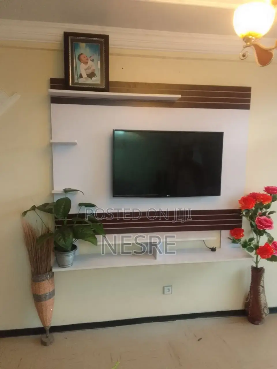 ውብ እና ማራኪ ቲቪ ስታንዶች