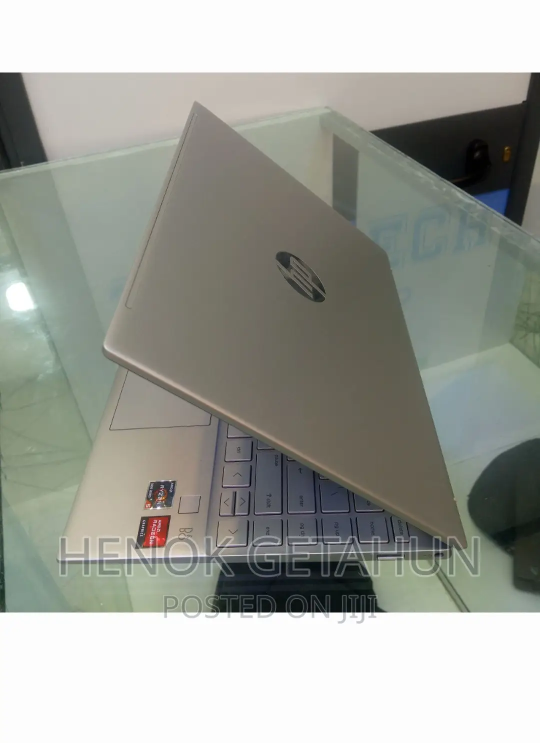 New Laptop HP Pavilion 15 8GB AMD Ryzen 5 SSD 512GB