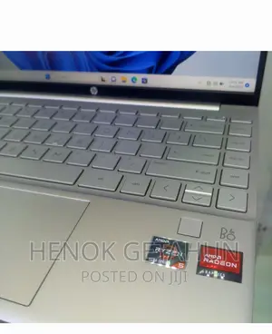 New Laptop HP Pavilion 15 8GB AMD Ryzen 5 SSD 512GB