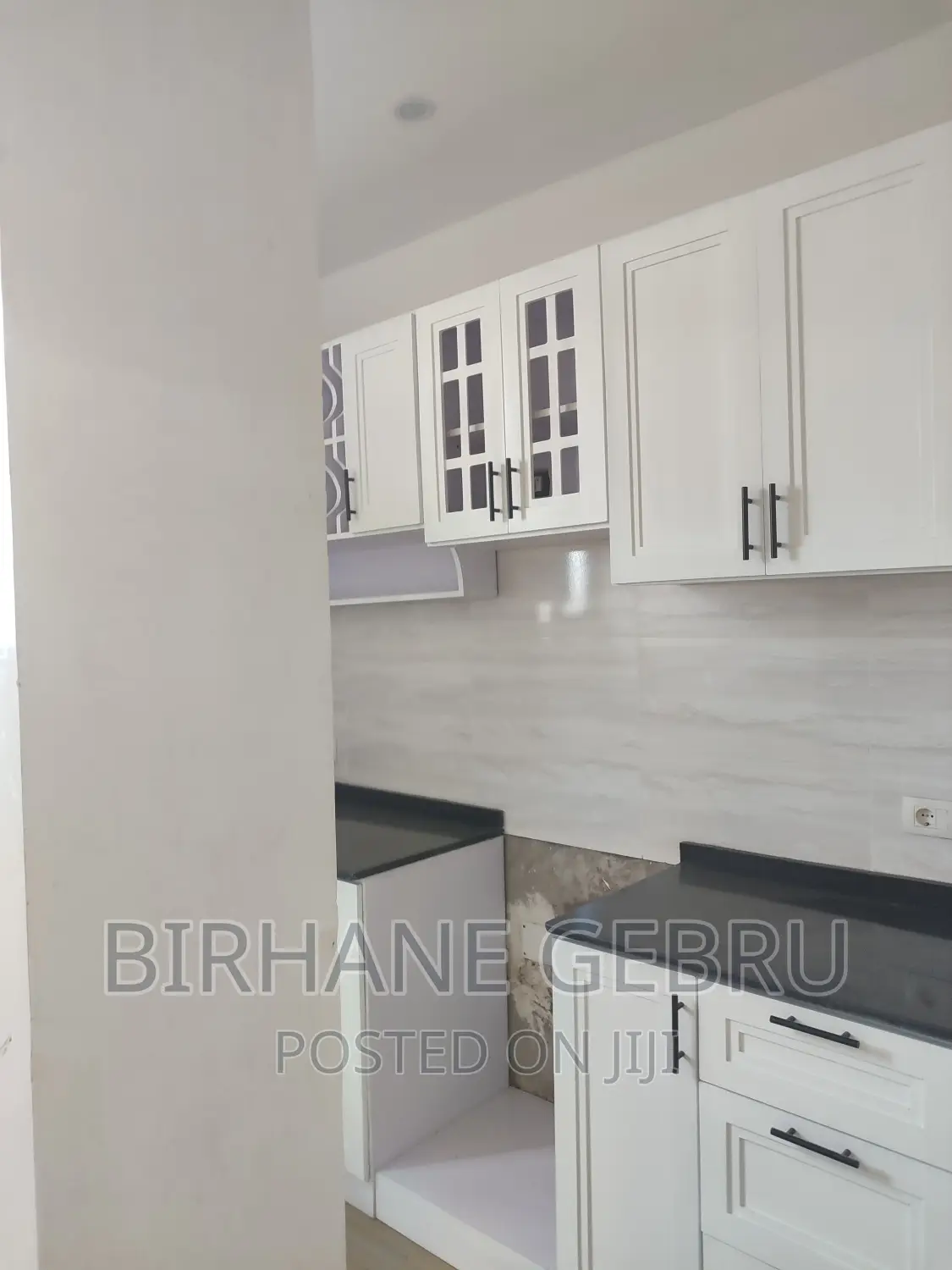 3bdrm Apartment in Apartiment, Bole for rent