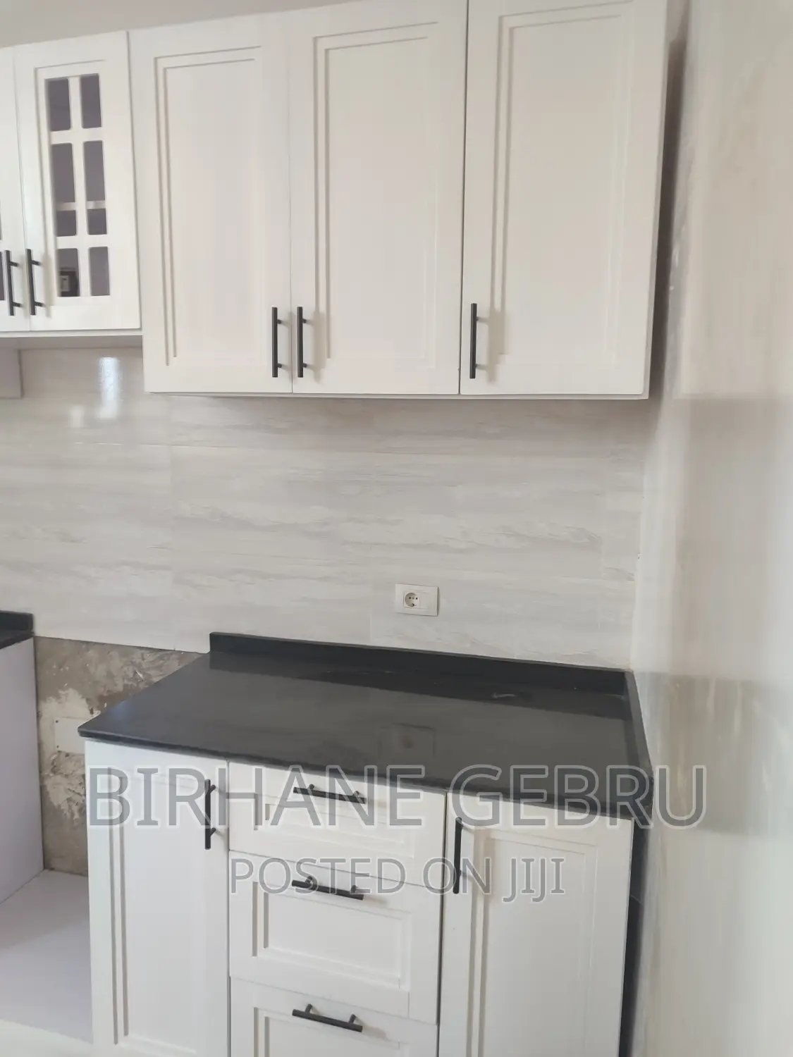 4bdrm Apartment in Apartiment, Bole for rent