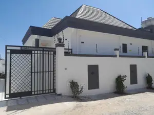 Photo - 3bdrm Villa in ሳሚት ቅንጡ ቪላ, Bole for sale