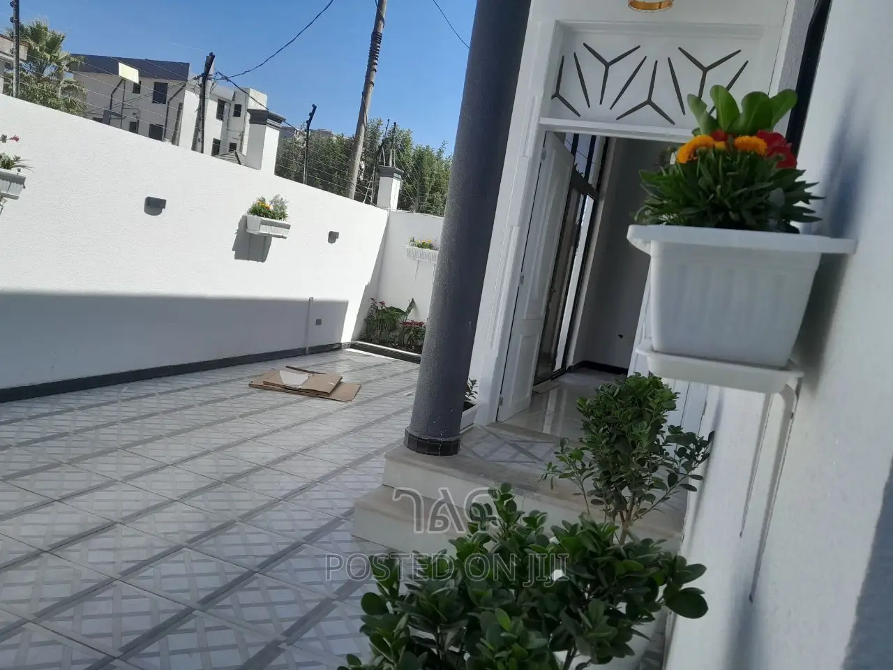 3bdrm Villa in ሳሚት ቅንጡ ቪላ, Bole for sale