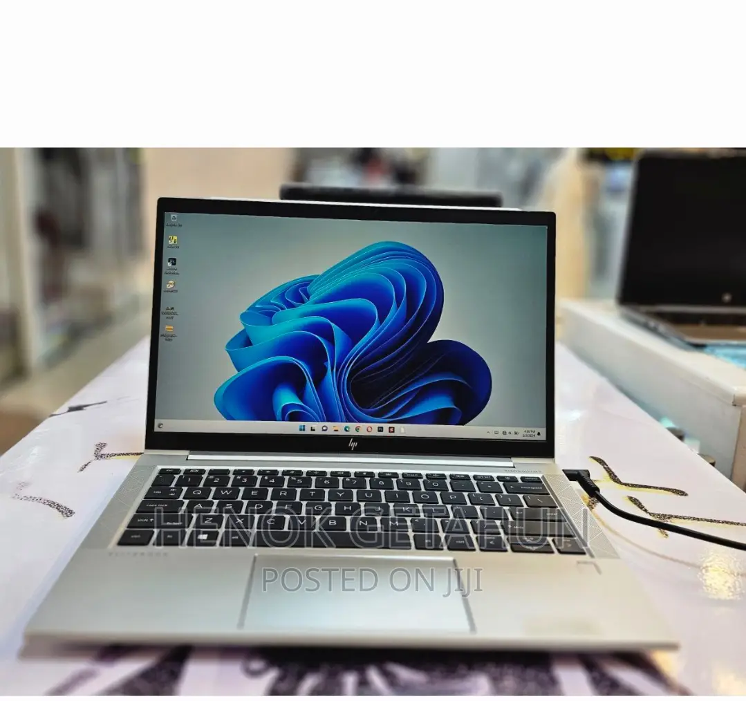 New Laptop HP EliteBook 840 8GB AMD Ryzen 7 SSD 512GB