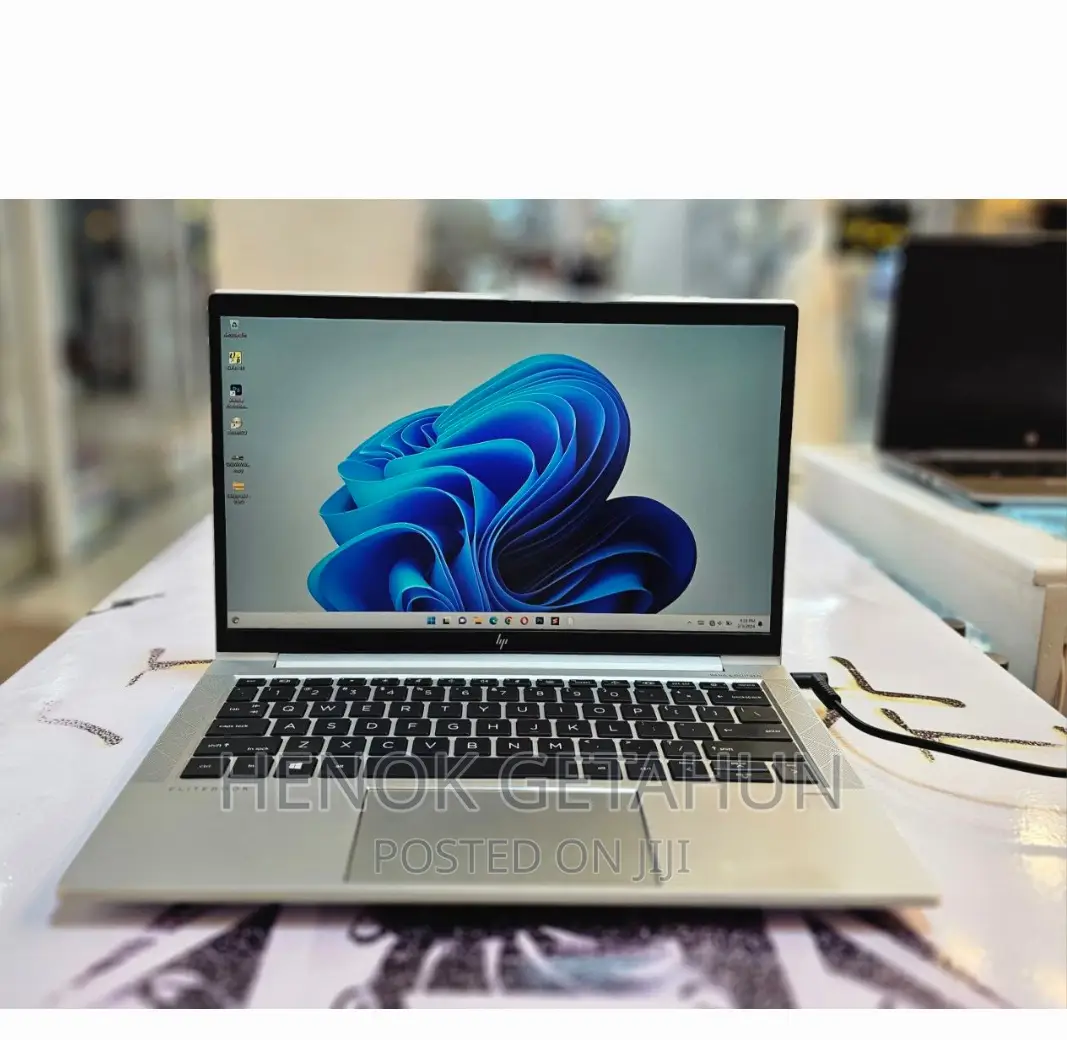 New Laptop HP EliteBook 840 8GB AMD Ryzen 7 SSD 512GB
