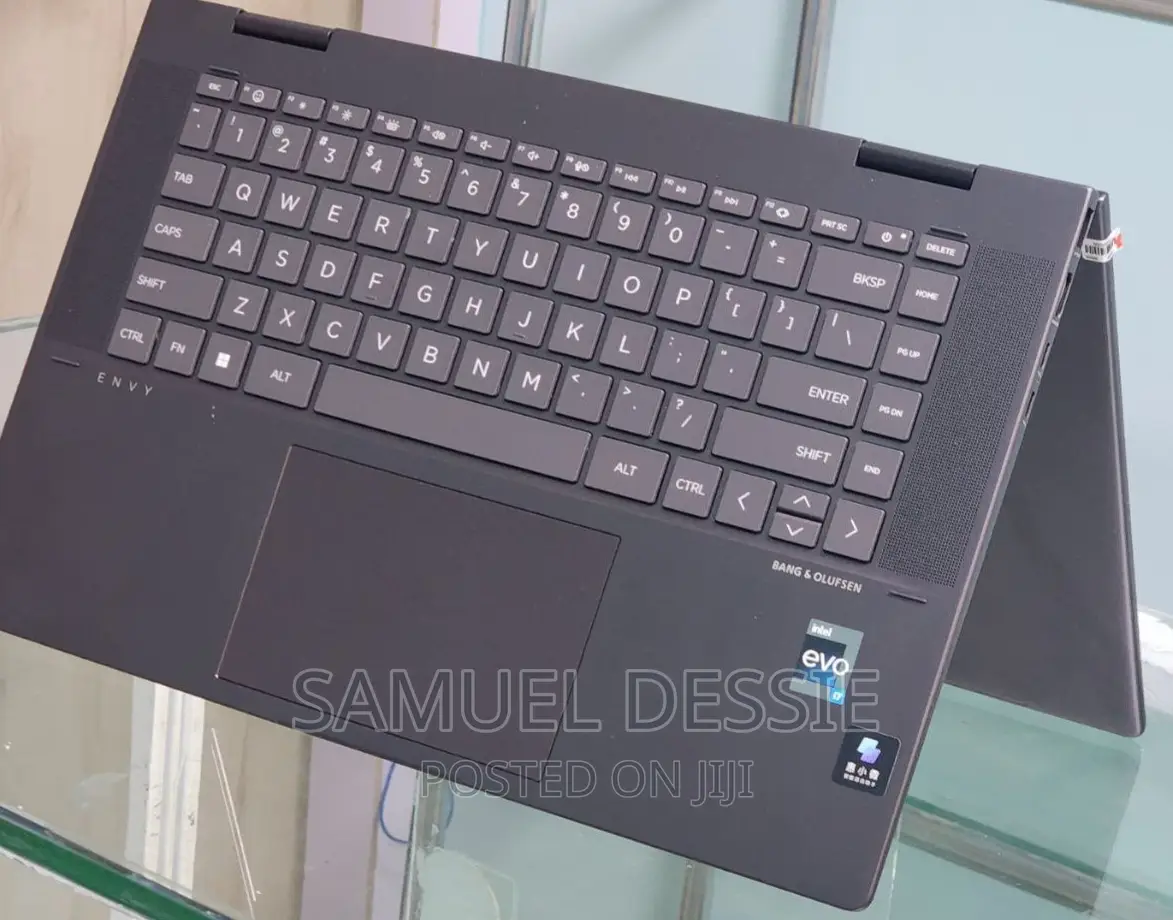 New Laptop HP Envy X360 16GB Intel Core I7 SSD 1T