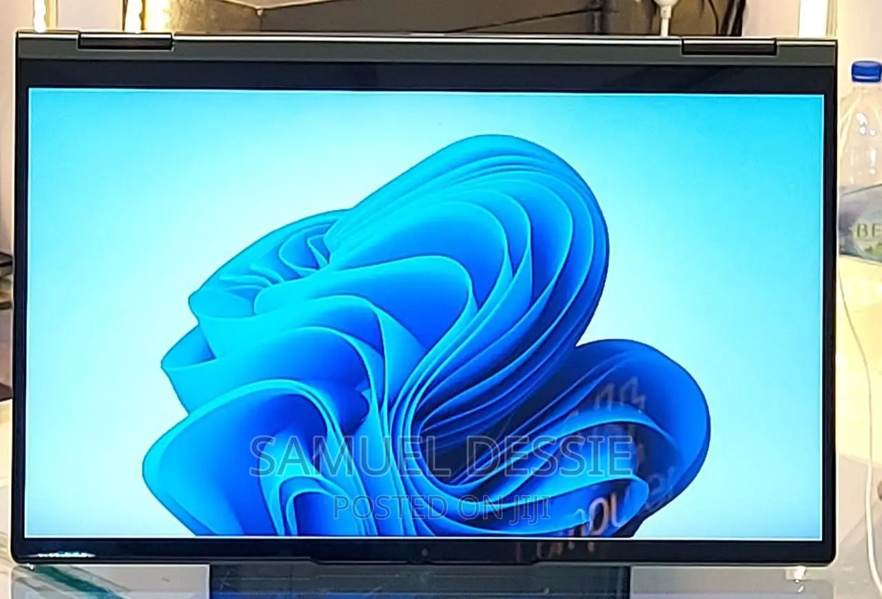 New Laptop Lenovo ThinkPad Yoga 12GB Intel Core I7 SSD 512GB