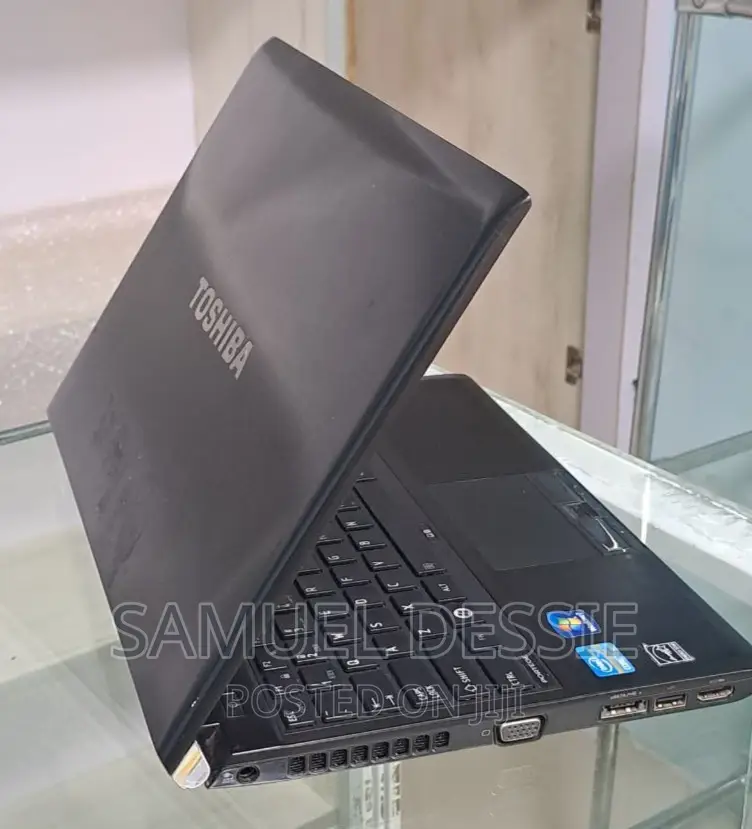 Laptop Toshiba Portege R830 4GB Intel Core I5 HDD 500GB