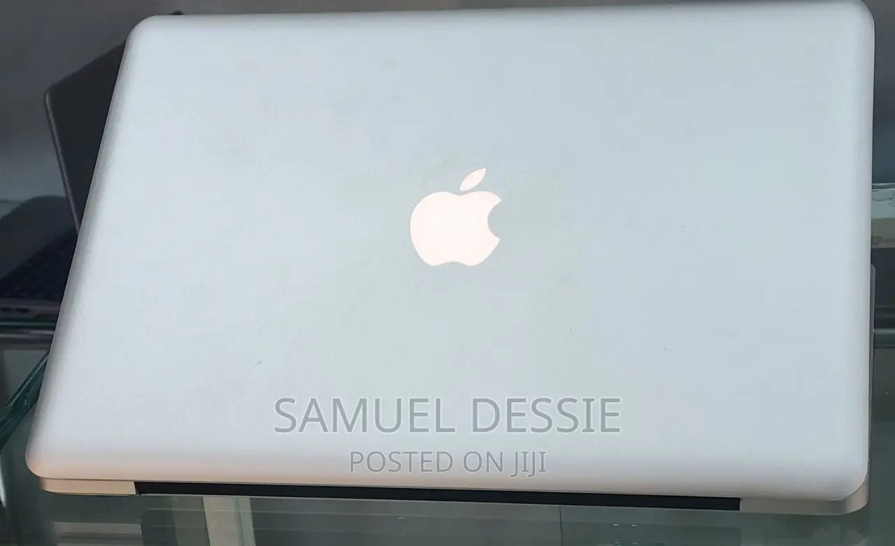 New Laptop Apple MacBook Pro 2012 4GB Intel Core I5 HDD 500GB