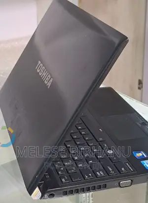 Laptop Toshiba Portege R830 4GB Intel Core I5 HDD 500GB