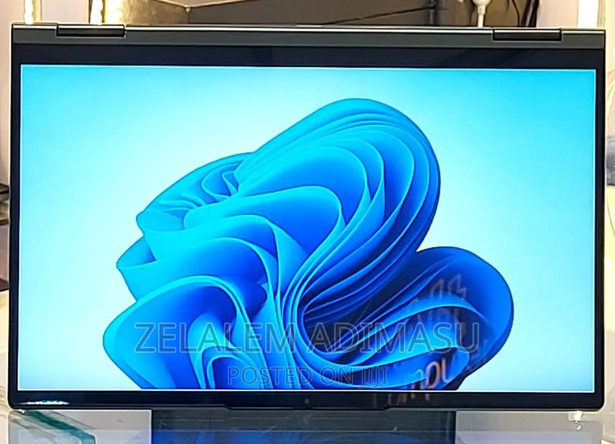 New Laptop Lenovo ThinkPad Yoga 370 12GB Intel Core I7 SSD 512GB