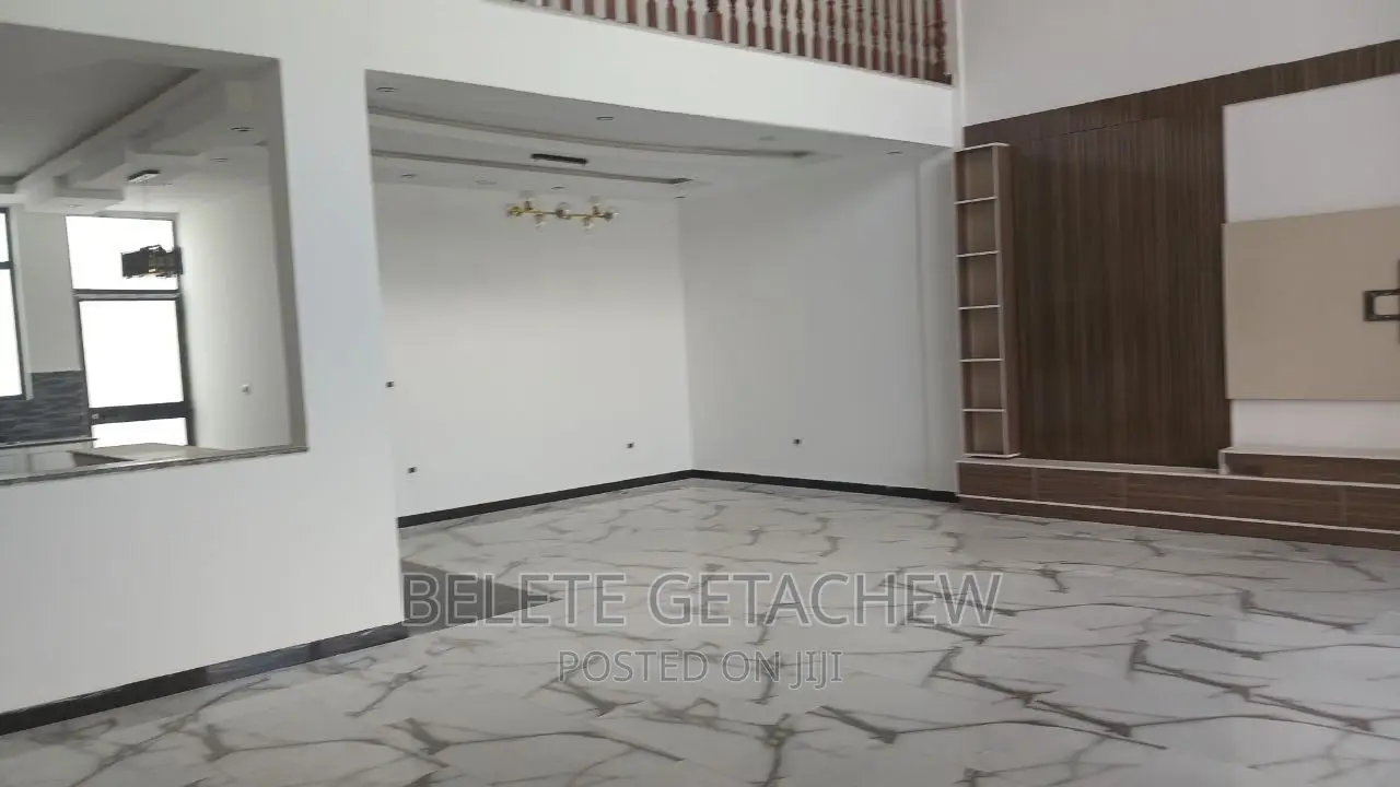 9bdrm House in G+2 Ayat Zone, Bole for sale